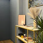 Appartement Studio Centrale Bucharest *